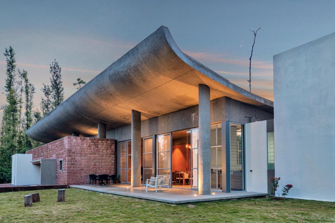 Saffronstays Cafella- A 3-Bdr Elliptical-Roof Villa In Chikmagalur Mudigere エクステリア 写真