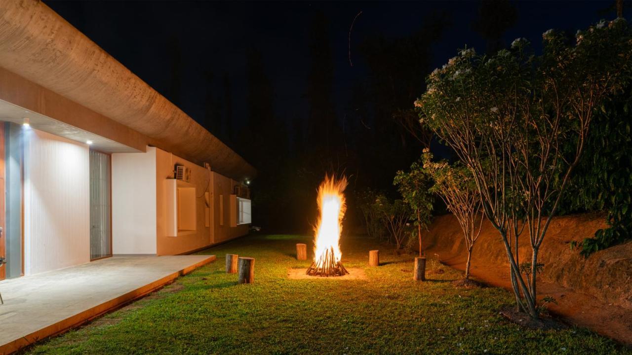 Saffronstays Cafella- A 3-Bdr Elliptical-Roof Villa In Chikmagalur Mudigere エクステリア 写真